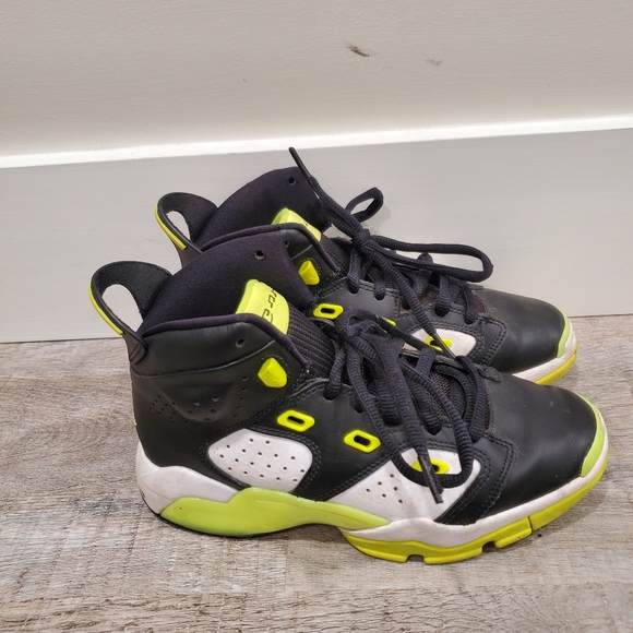 EUC Nike Air Jordan 6-17-23 GS Black Volt Basketball Sneakers Size 4½ Youth - Picture 6 of 8